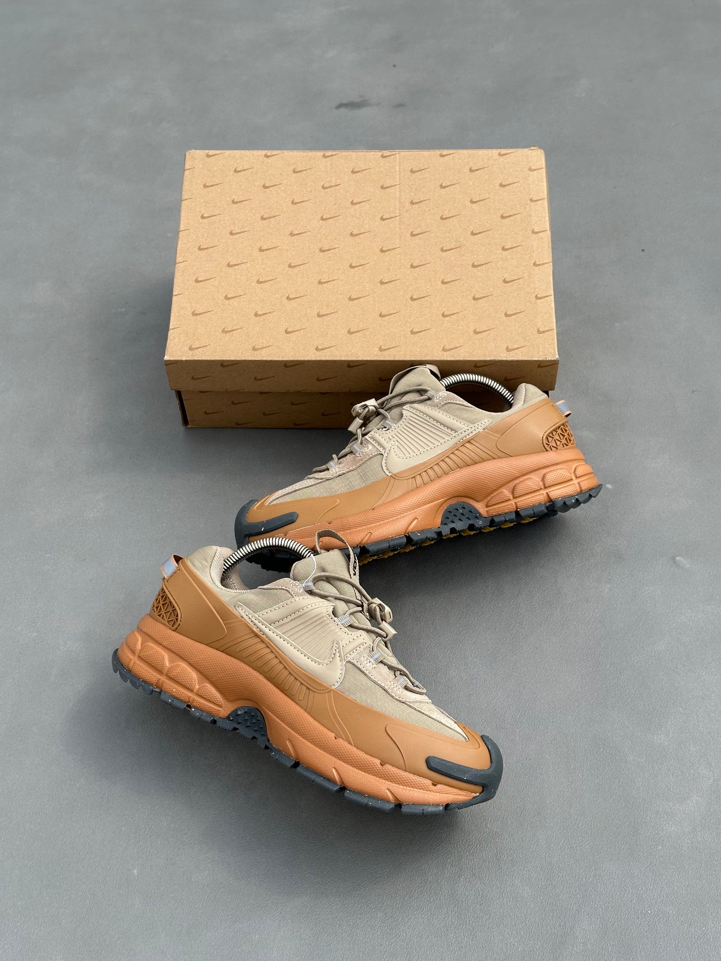 Nike Zoom Vomero 5 Roam – Sneakers Premium Homme